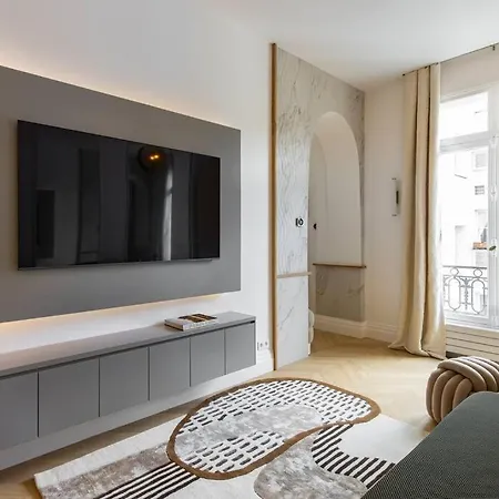 Luxueuse # 2 # Wagram # 17 Paris