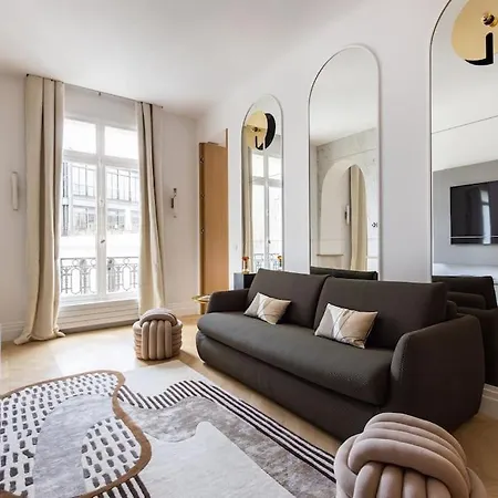 Luxueuse # 2 # Wagram # 17 Paris